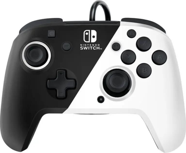 PDP Faceoff Deluxe+ Audio - Nintendo Switch Controller - Zwart/Wit - Programmeerbare knoppen - 3 meter kabel